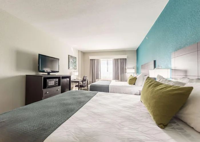 Best Western Plus Sebastian Hotel & Suites